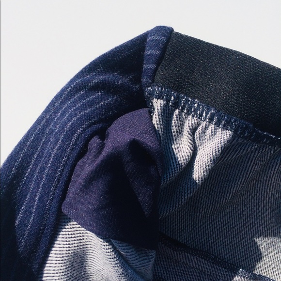 Old navy pinstripes pants - Picture 7 of 8